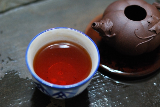 2008年景迈百年古树茶-茶汤