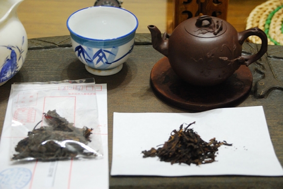 2000年勐海茶厂云南野生大叶青饼-试茶