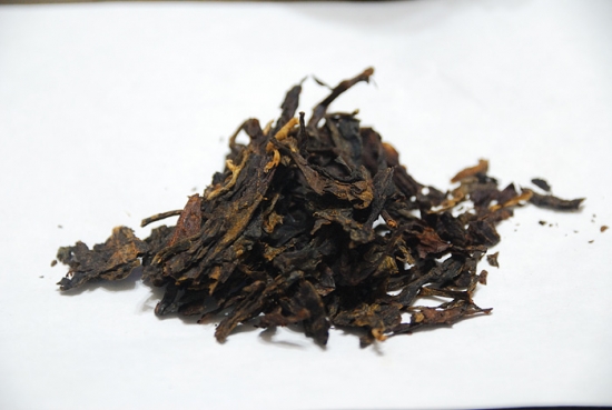 2000年勐海茶厂云南野生大叶青饼-茶干